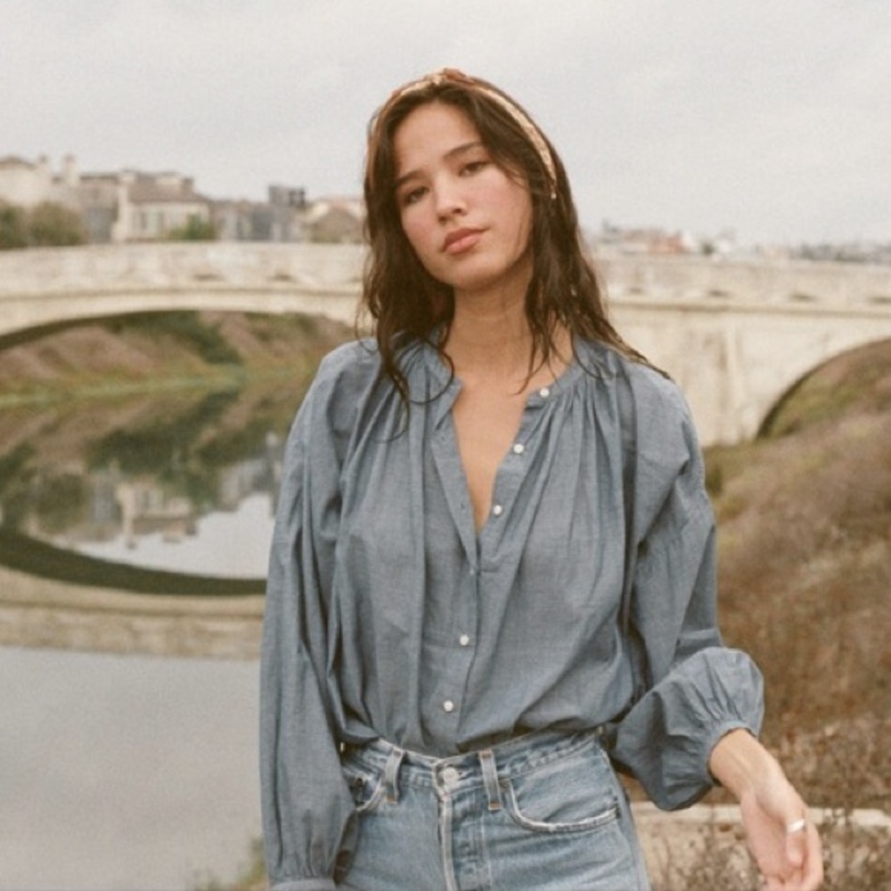 DOEN Jane Blouse in chambray